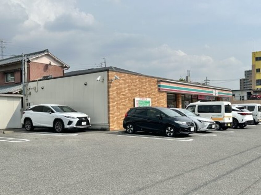 セブンイレブン名古屋野並2丁目店(コンビニ)まで2869m サンシャイン　阪野