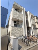 ハーモニーテラス明治の外観