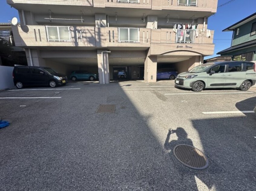  エステート鳴海