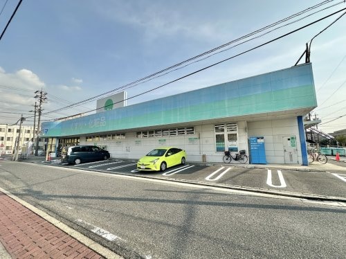 ドラッグスギヤマ笠寺店(ドラッグストア)まで796m ストーク芝