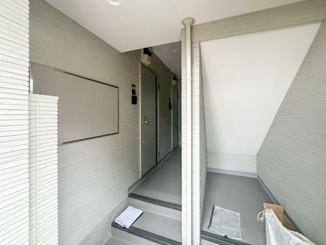 毎日通るロビーはこのようになっています RUSCELLO笠寺