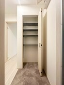 落ち着いた玄関です RUSCELLO笠寺