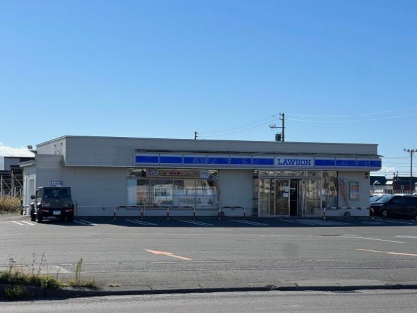 ローソン釧路大楽毛2丁目店(コンビニ)まで876m カトレアハイツ