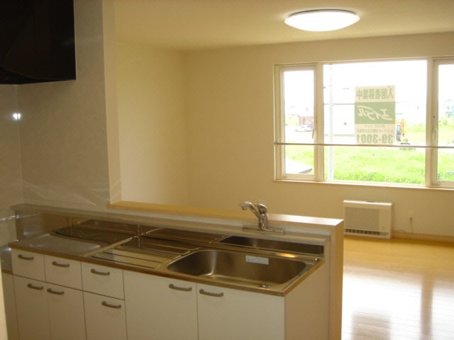 ｷｯﾁﾝ、ﾘﾋﾞﾝｸﾞ 文苑３－４８－１１テラスハウス