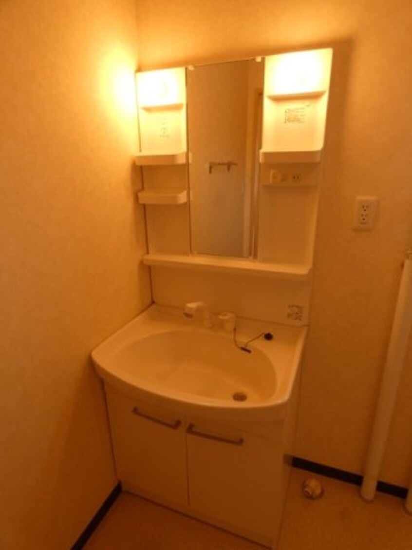  文苑３－４８－１１テラスハウス