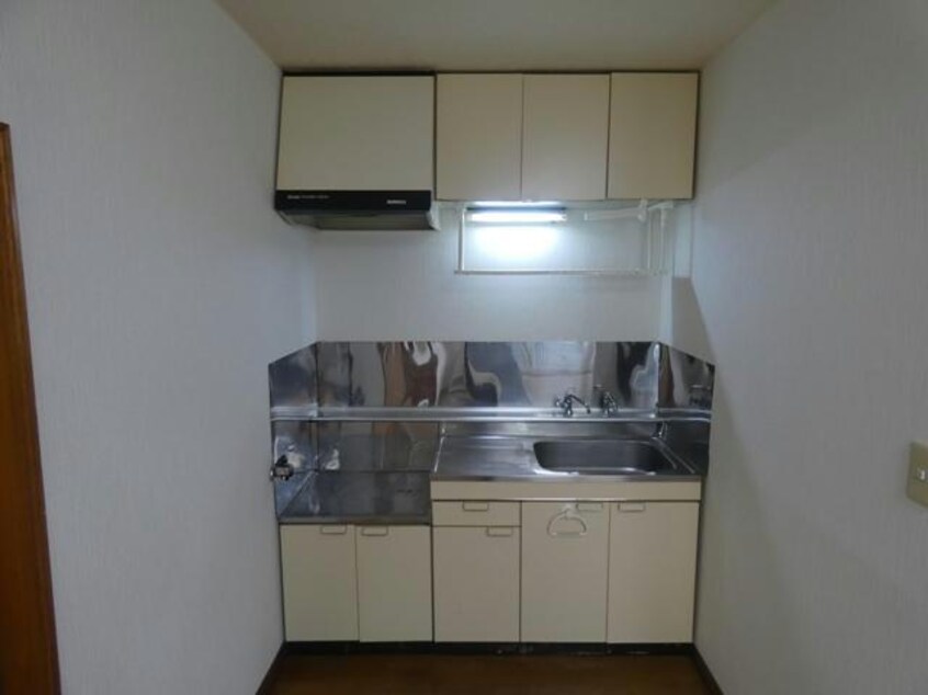  フレグランス芦野