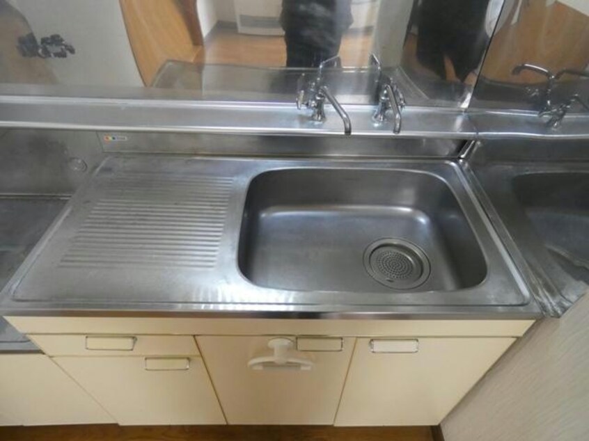  フレグランス芦野