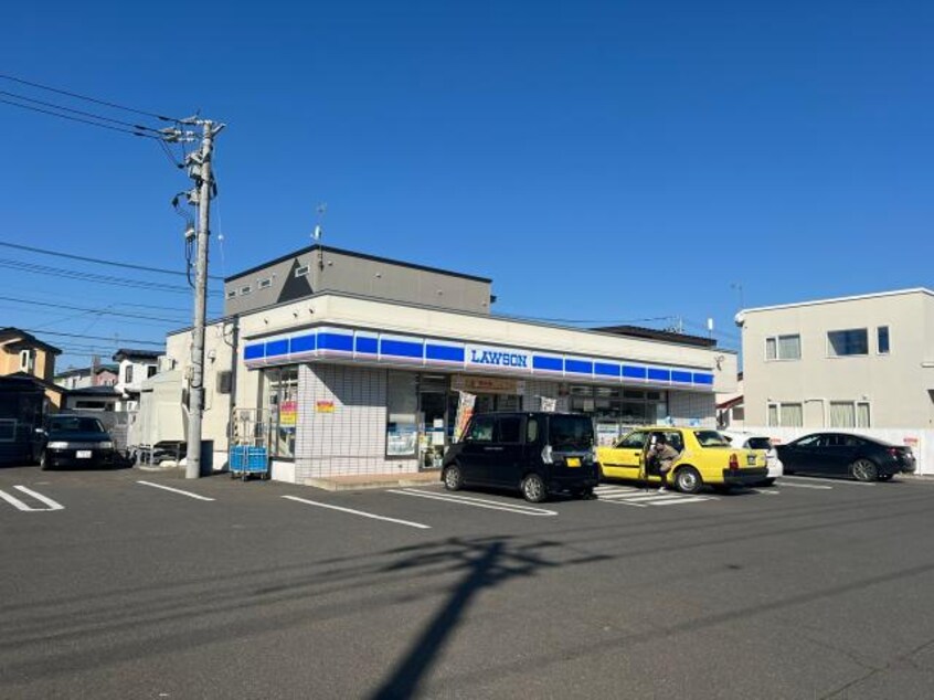 ローソン釧路愛国西三丁目店(コンビニ)まで395m シャルール
