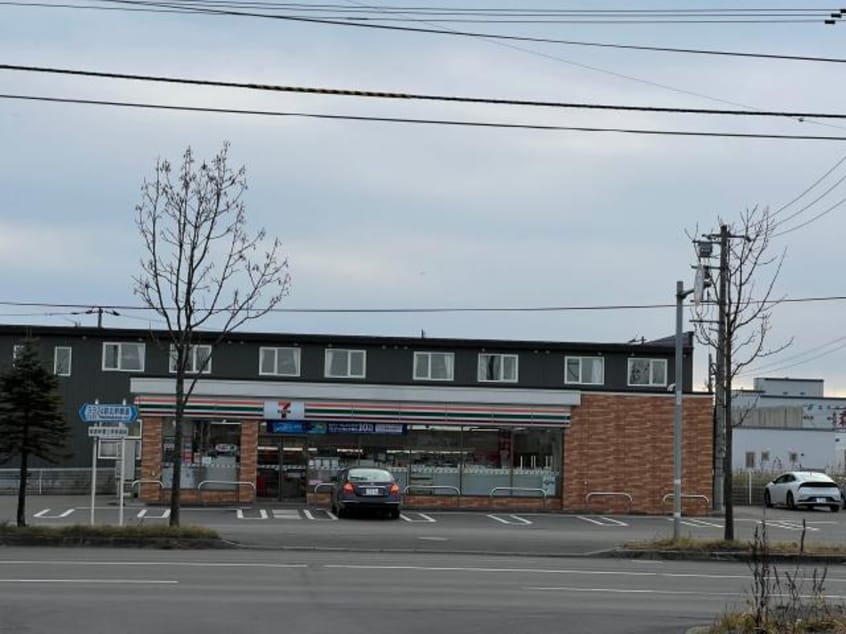 セブンイレブン釧路新富士5丁目店(コンビニ)まで73m 福得マンション
