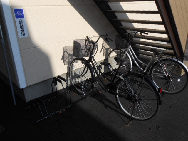  ブラウンカレッジカワサキ