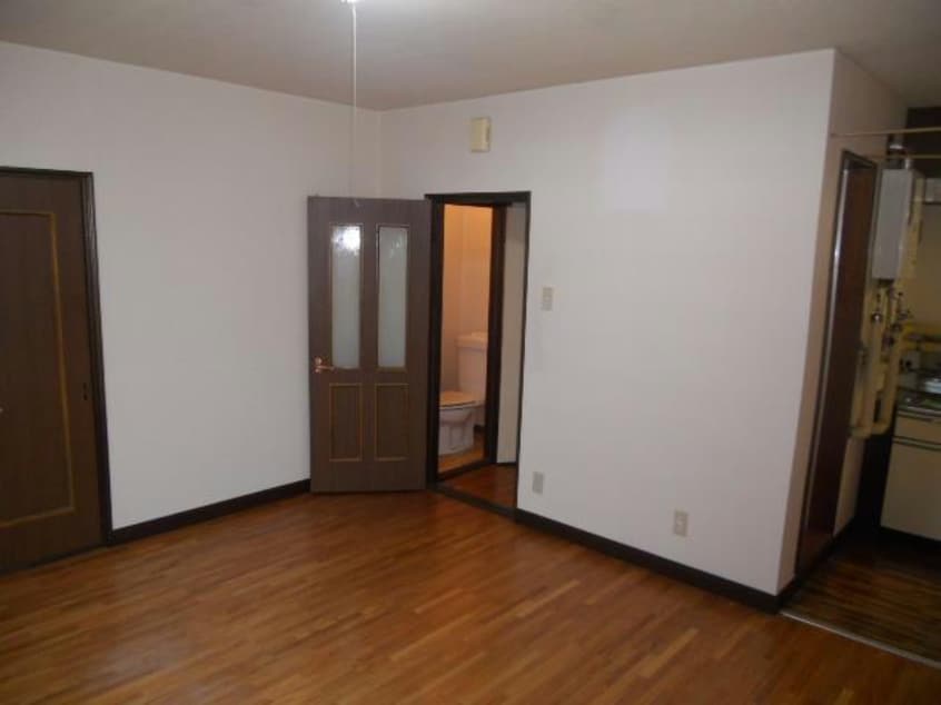  ブラウンカレッジカワサキ