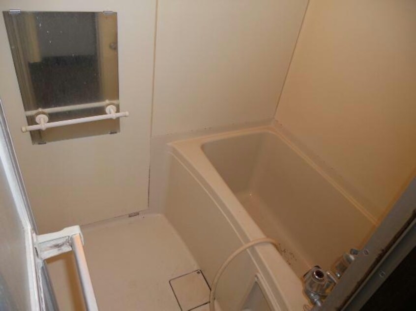  ブラウンカレッジカワサキ