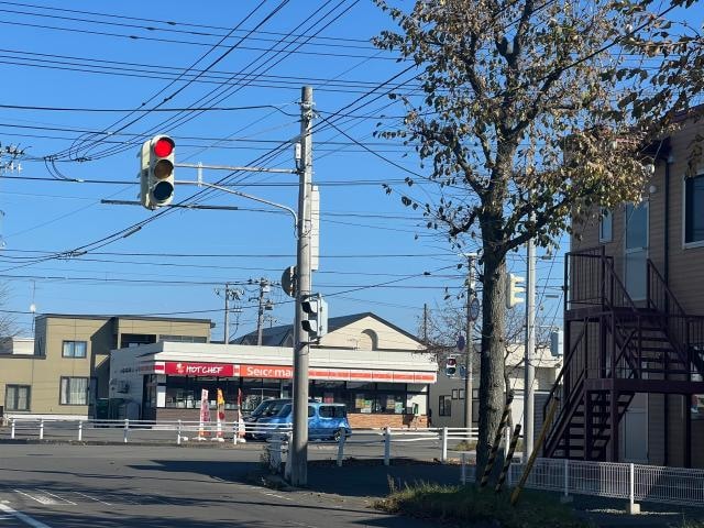 セイコーマート文苑店(コンビニ)まで327m コーポ菅原
