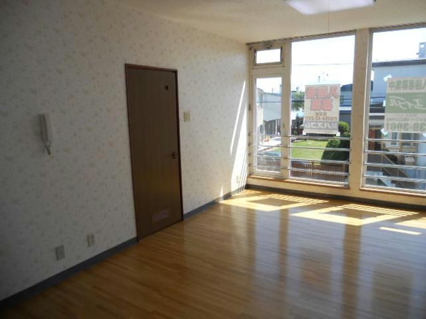  シティハイム３８