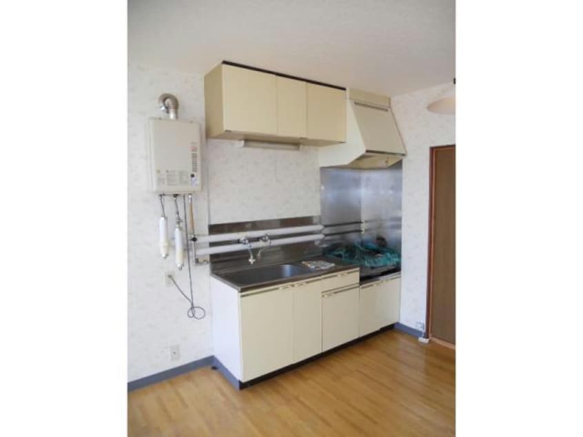  シティハイム３８