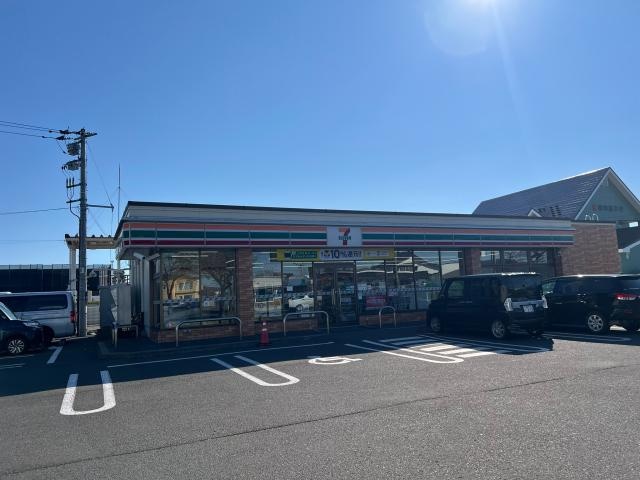 セブンイレブン釧路桂5丁目店(コンビニ)まで670m ハイネスコーポハイブリッヂ