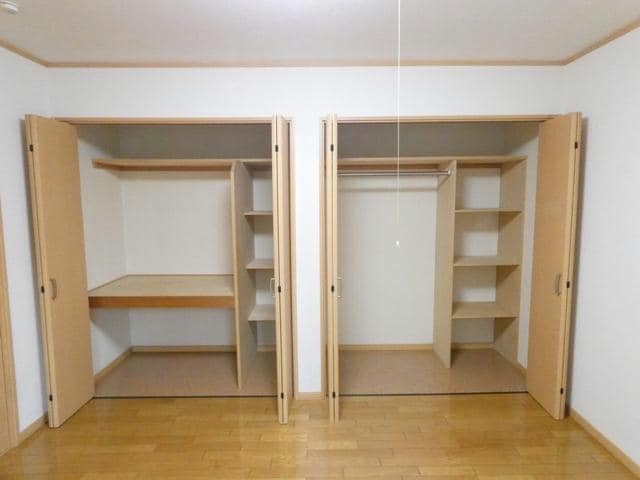  パリ・クリスタル昭和１号館