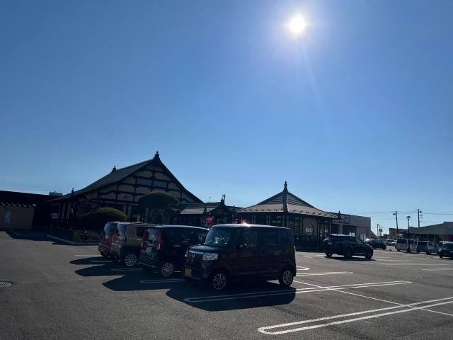 ぼくぜん運動公園通店(その他飲食（ファミレスなど）)まで1173m エーハイム