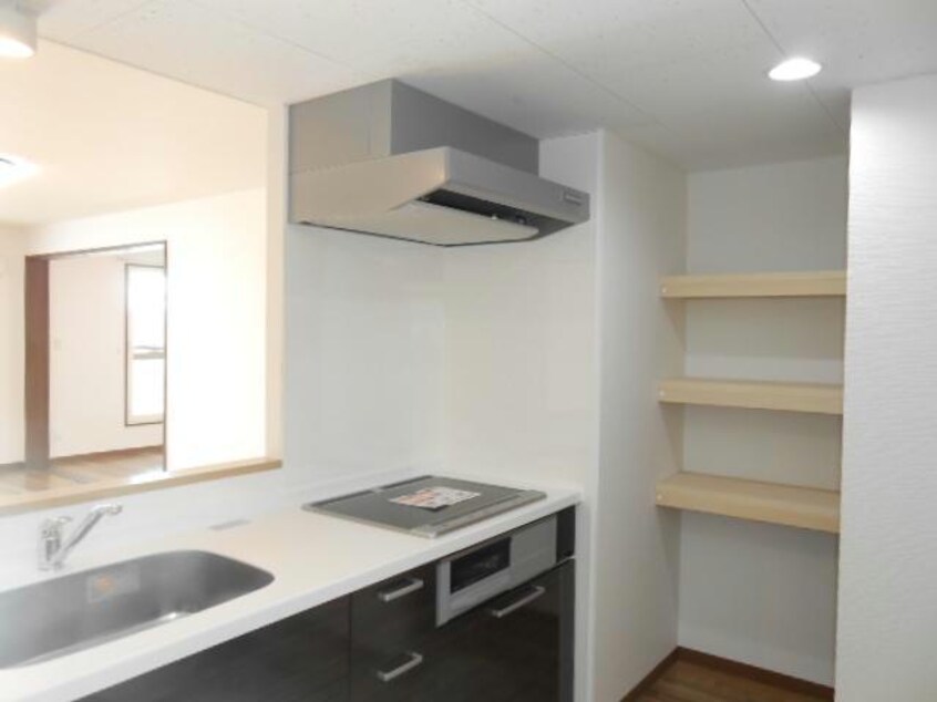  ＴＲＡＤ　ＯＮＥ