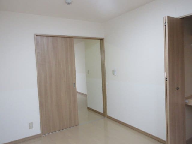  EstansiaⅡ（エスタンシアツー）