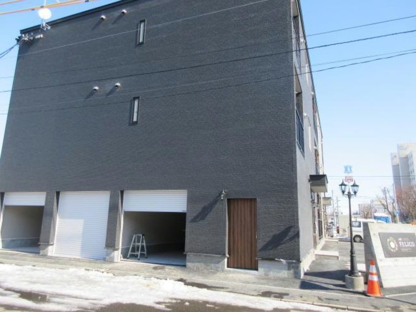  FElico（フェリコ）