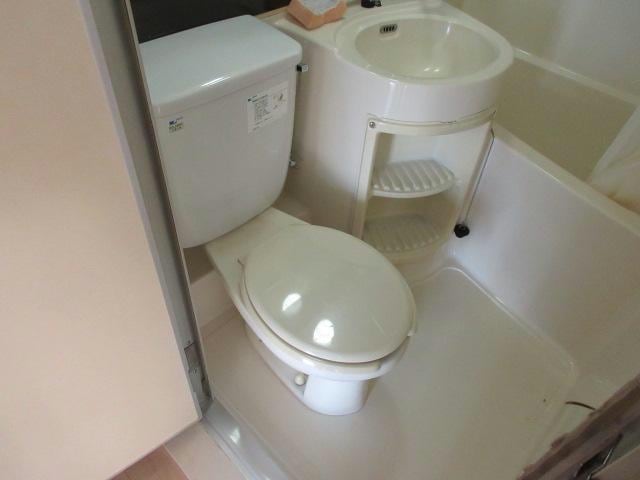  ダイヤハイツ