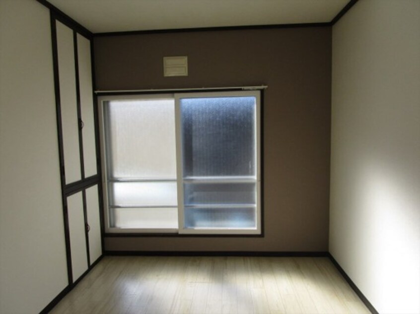  ロイヤルハイツ