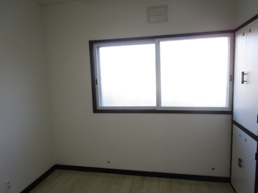  ロイヤルハイツ