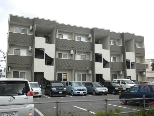  ラパーチェ813