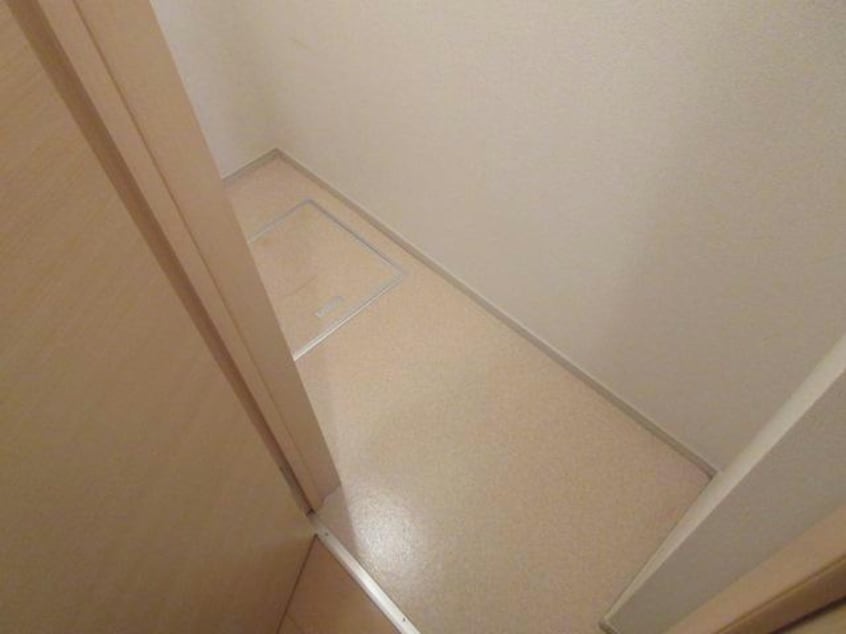 階段下 ガーディノディールズⅢ