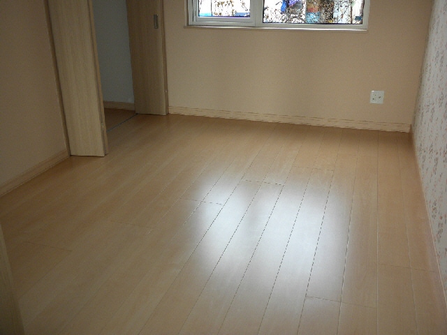  クレアーレ西館