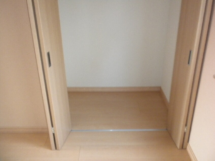  クレアーレ西館