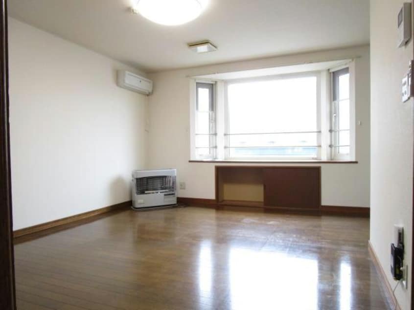  ハイツフェニックス