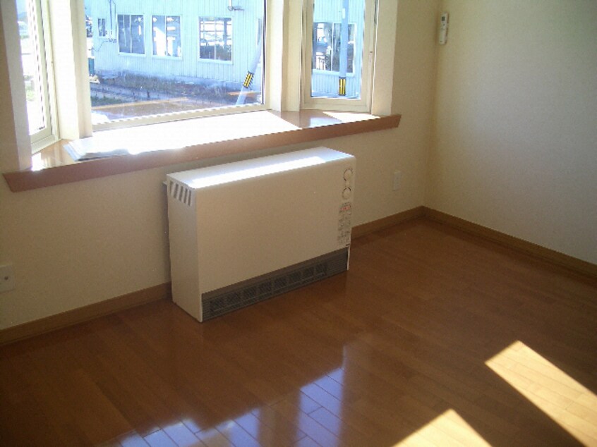 居間 スペースⅤ・Ⅵ