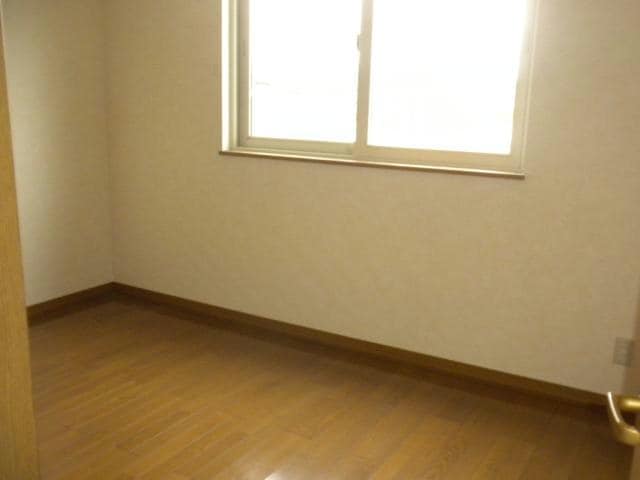  ヴィラ東めむろK