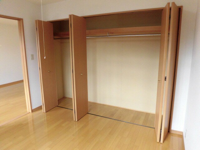  ヴィラ円山2