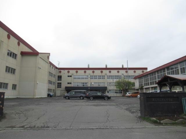 帯広市立南町中学校(中学校/中等教育学校)まで1329m フォーレストインみなみ野③