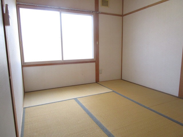  緑苑東棟