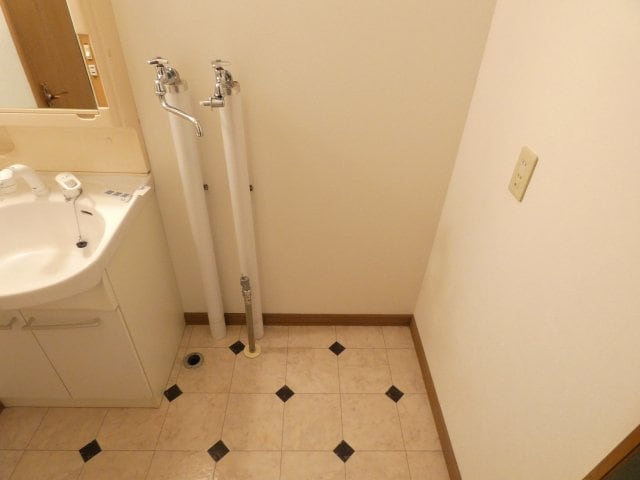 洗濯機置場 ハイツ5・8