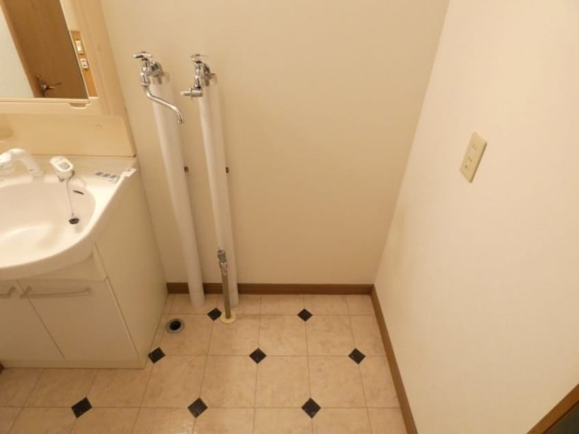 洗濯機置場 ハイツ5・8