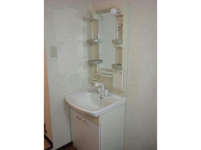  アストレア