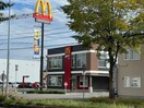 マクドナルド帯広白樺通店(その他飲食（ファミレスなど）)まで931m ＯａｋⅦ