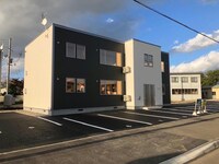 レジデンスやまと壱号館（東棟）