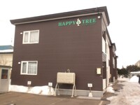 HAPPY TREE