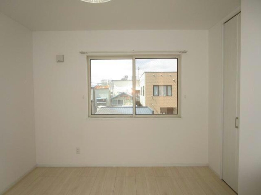  Regulus（レグルス）