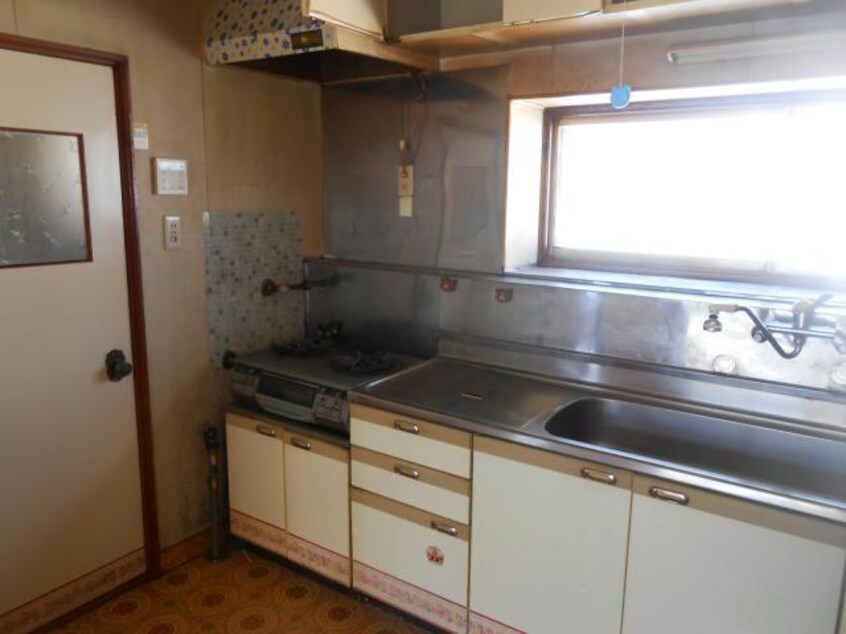  桜ヶ岡6-14-5貸家