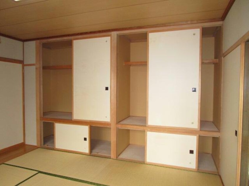  根室本線・花咲線/釧路駅 徒歩42分 2階 築32年