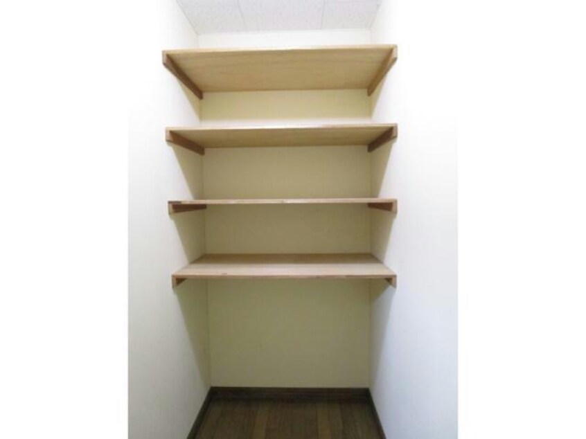  根室本線・花咲線/釧路駅 徒歩42分 2階 築32年