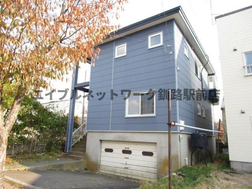  米町2丁目2世帯貸家