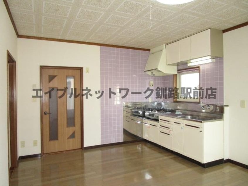  米町2丁目2世帯貸家